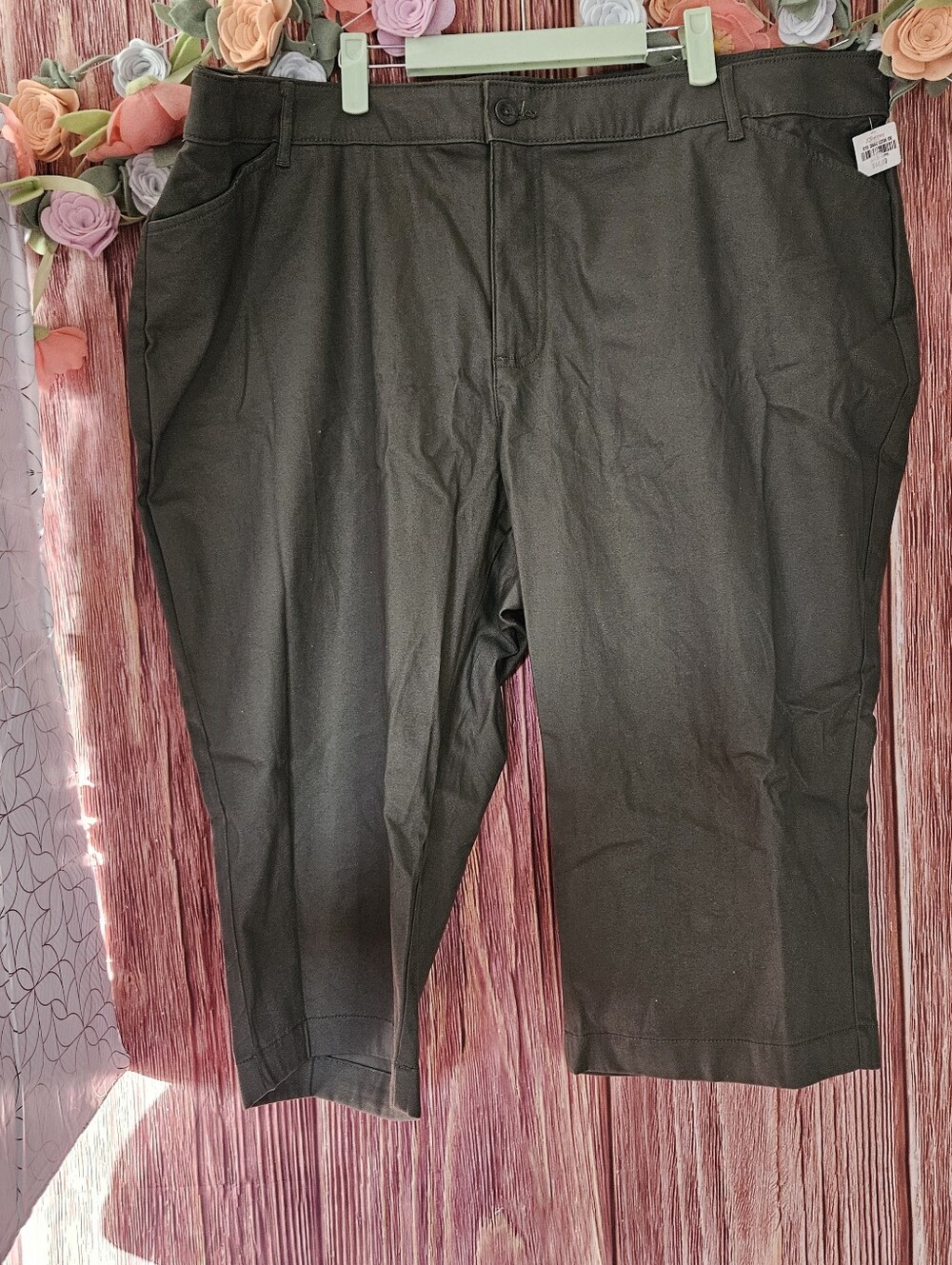 St. John's Bay Green Chino Capri Pants Plus Size 24W